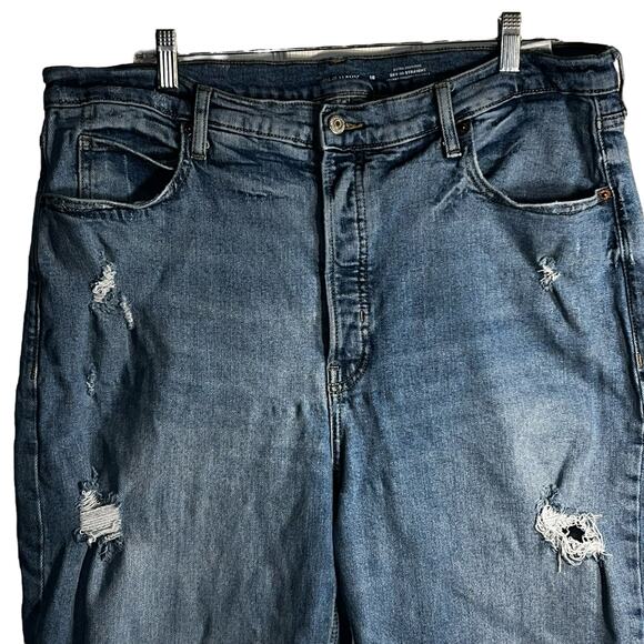 Old Navy Sky-Hi Straight Jeans Size 18 Extra High Rise Distressed Reem Wash - Picture 2 of 9